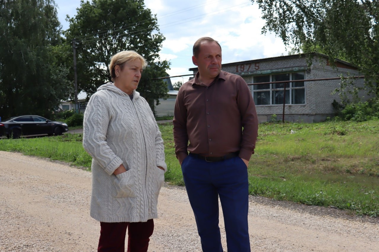 В деревне Ковалевка отремонтировали дорогу.