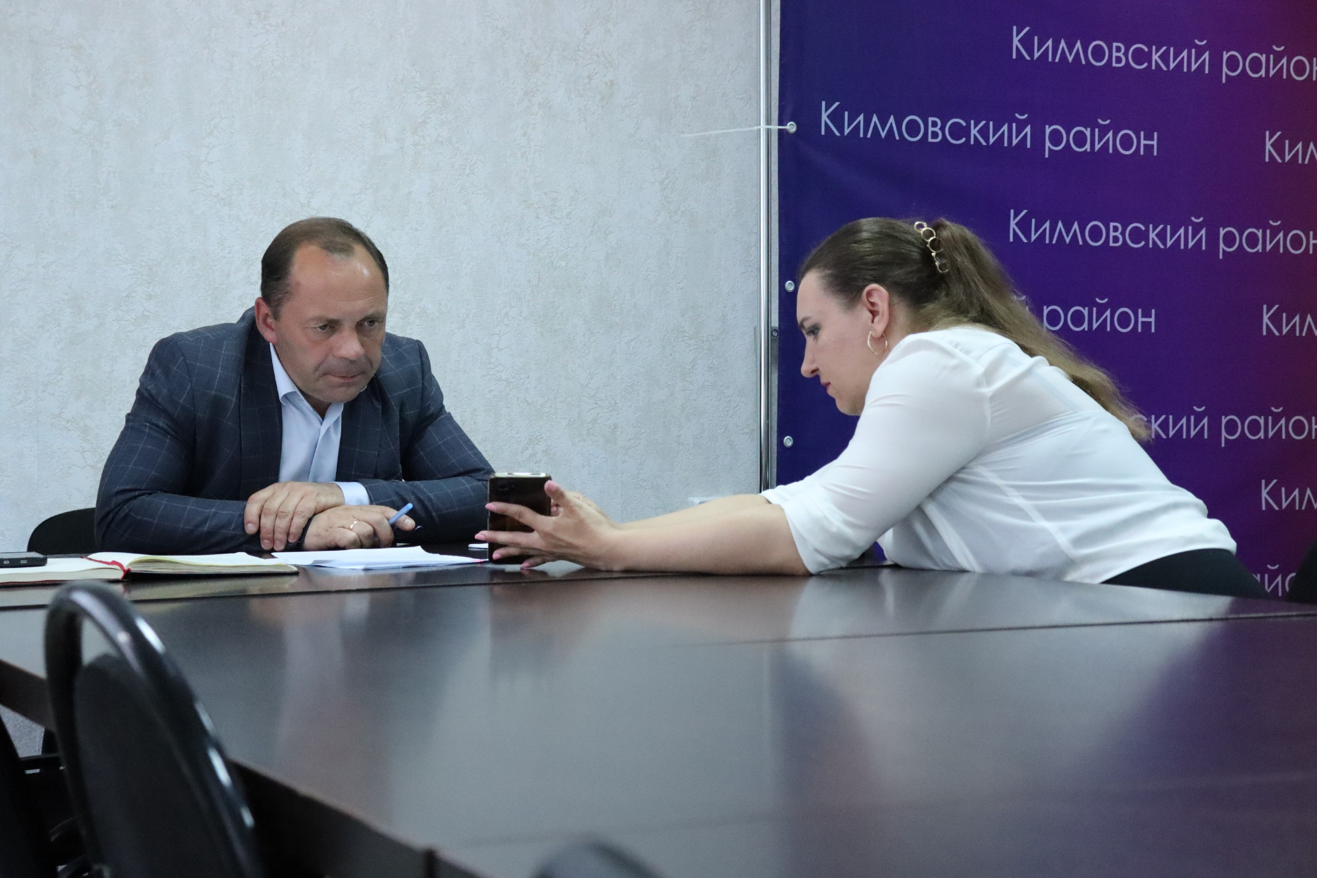 Глава администрации Евгений Суханов провёл приём жителей..