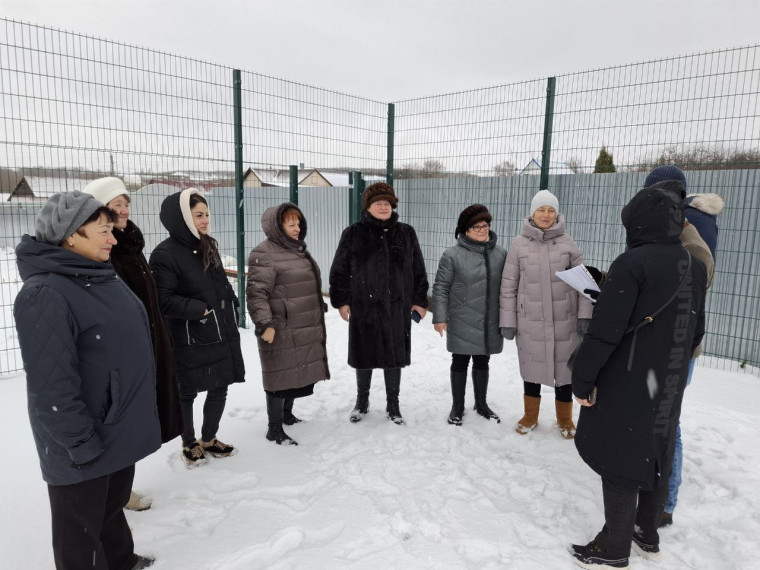 Новая многофункциональная площадка появилась в с.Карачево. Новая многофункциональная площадка появилась в с.Карачево.